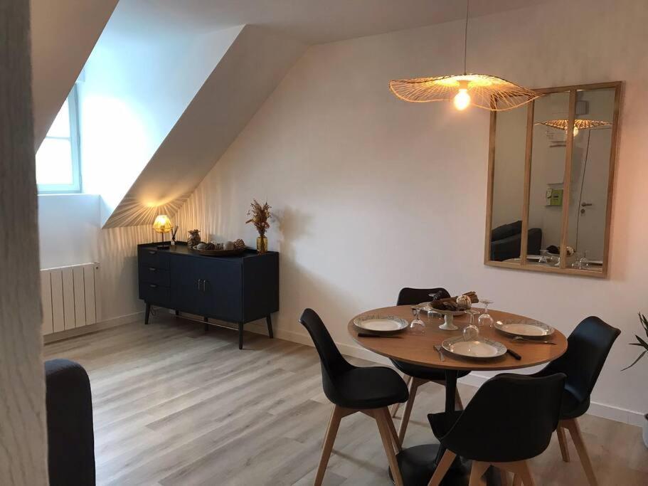 Appartement Cosy Malestroit Eksteriør billede
