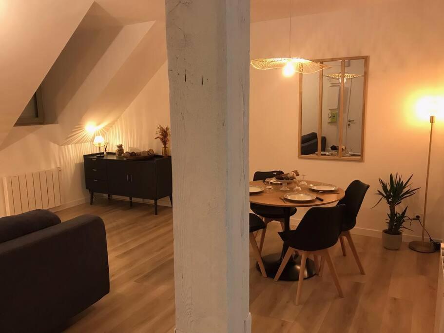 Appartement Cosy Malestroit Eksteriør billede